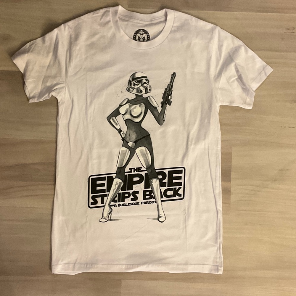 EUC Icon White Graphic Tee with Parody Design PTP 17.5"  The Empire Strikes Back